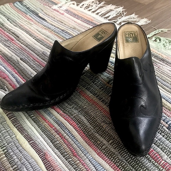 EUC Black FRYE Phoenix Western Stack Heel Mule 7.5 - Picture 2 of 8